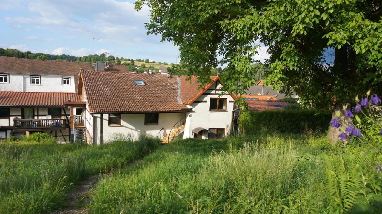 Ferienwohnung FeWo Rodenstein - Self check in&out Frankisch-Crumbach Exterior foto